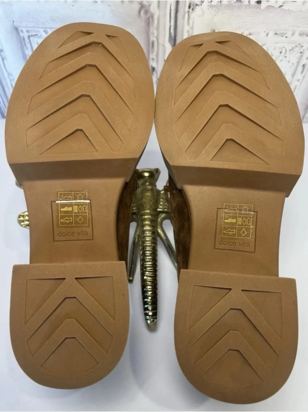 🆕 DOLCE VITA women's sheena loafers chestnut brown suede chain detail 7.5